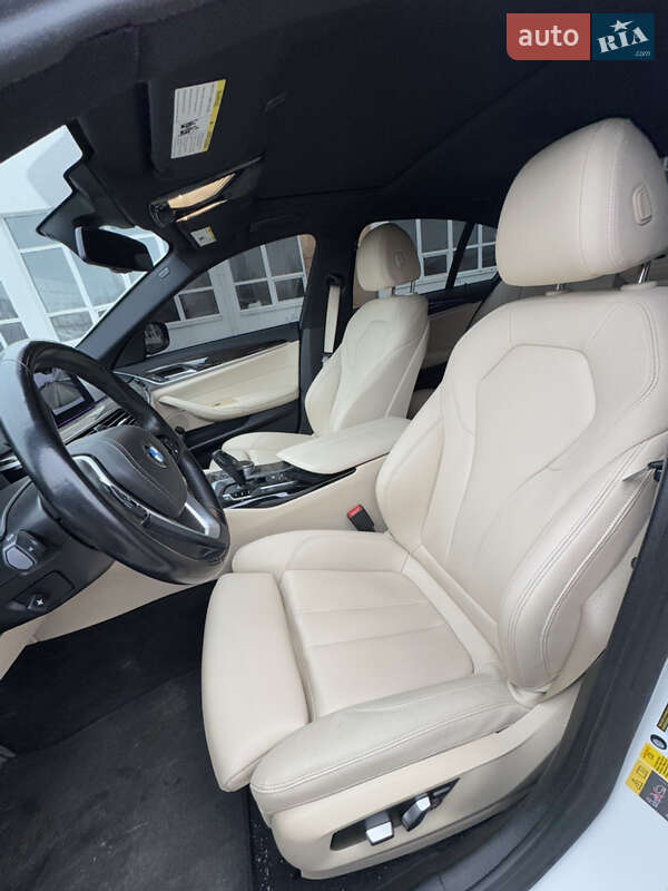 Седан BMW 5 Series 2018 в Киеве