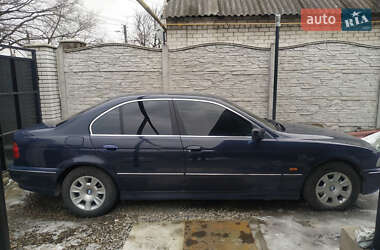 Седан BMW 5 Series 1997 в Запорожье