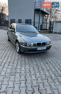 Седан BMW 5 Series 2002 в Черновцах