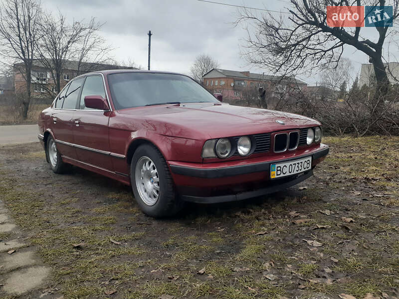 BMW 5 Series 1992 BMW 5 Series 1992