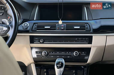 Седан BMW 5 Series 2013 в 