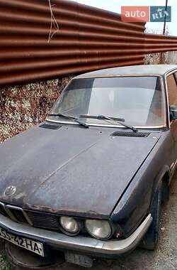 Седан BMW 5 Series 1985 в Запоріжжі