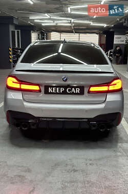 Седан BMW 5 Series 2020 в 
