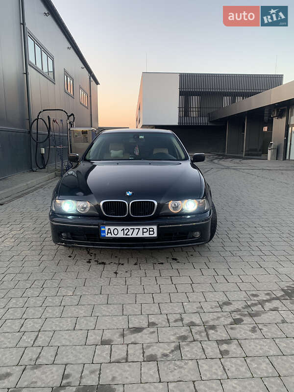 BMW 5 Series 2001