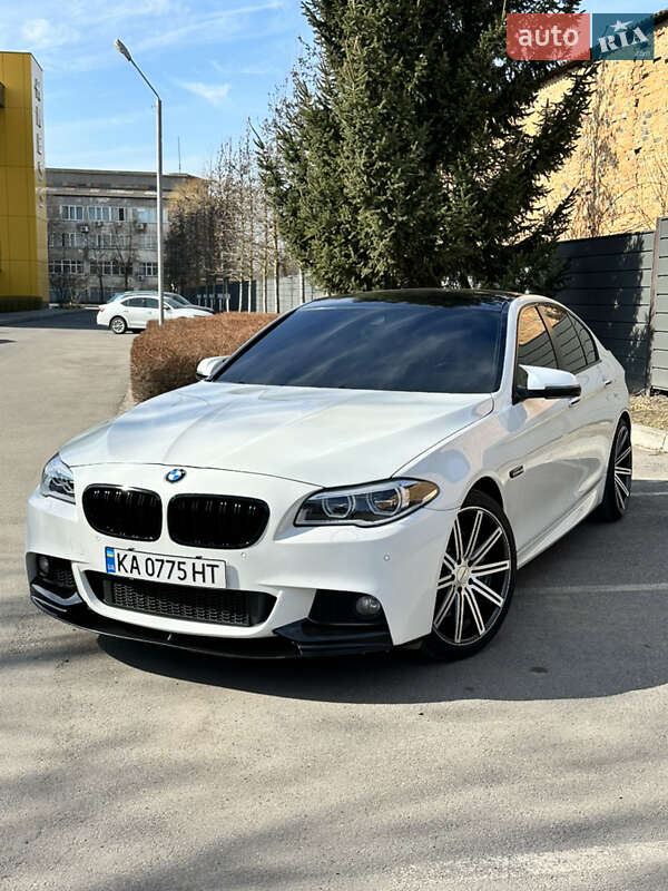 BMW 5 Series 2011
