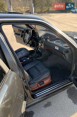 Седан BMW 5 Series 1992 в 