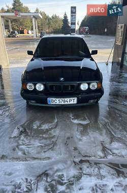 Седан BMW 5 Series 1995 в Судовой Вишне