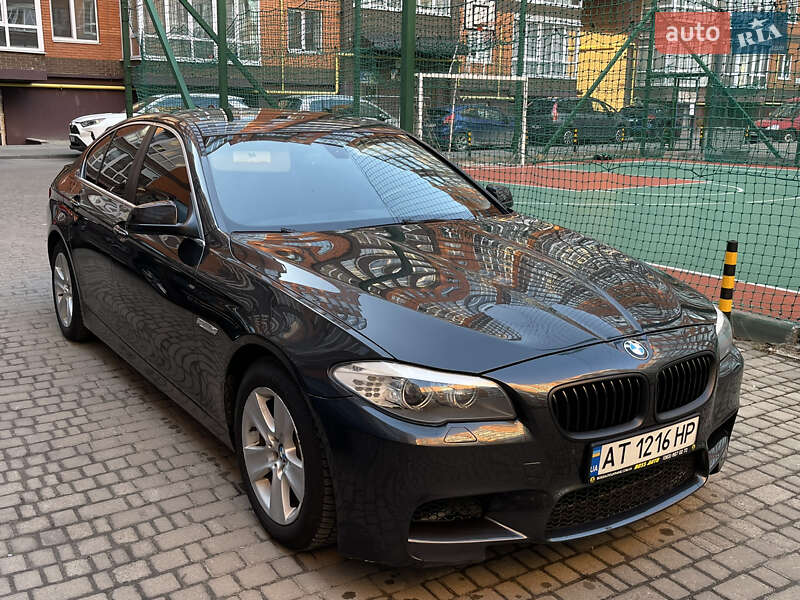 Седан BMW 5 Series 2012 в Львове