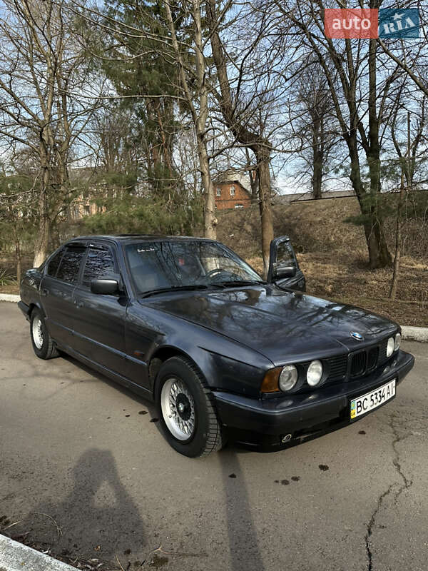 Седан BMW 5 Series 1994 в 