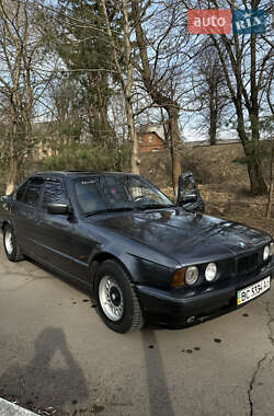 Седан BMW 5 Series 1994 в 