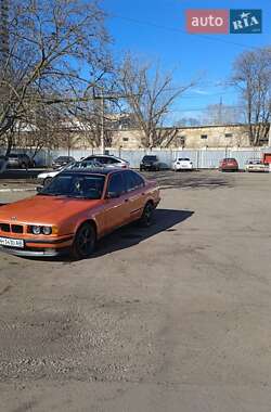 Седан BMW 5 Series 1989 в Одессе