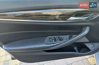 Седан BMW 5 Series 2018 в 