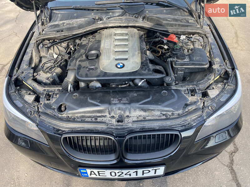 Седан BMW 5 Series 2007 в Каменском