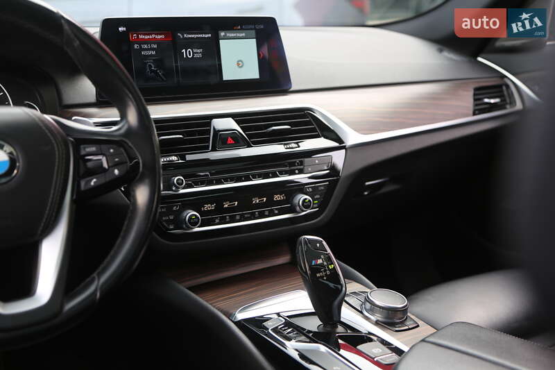 Седан BMW 5 Series 2017 в Києві