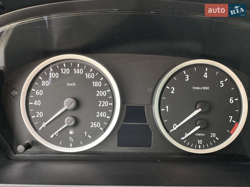 Седан BMW 5 Series 2005 в Києві фото 39 Седан BMW 5 Series 2005 в Києві