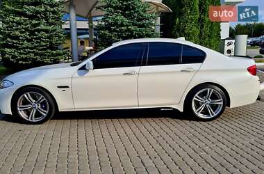 Седан BMW 5 Series 2011 в 