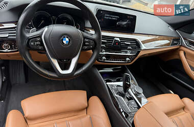 Седан BMW 5 Series 2018 в 