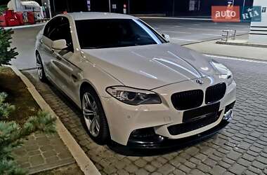 Седан BMW 5 Series 2011 в 