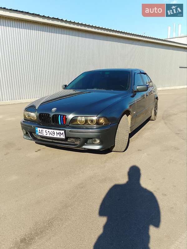 Седан BMW 5 Series 2003 в Дніпрі