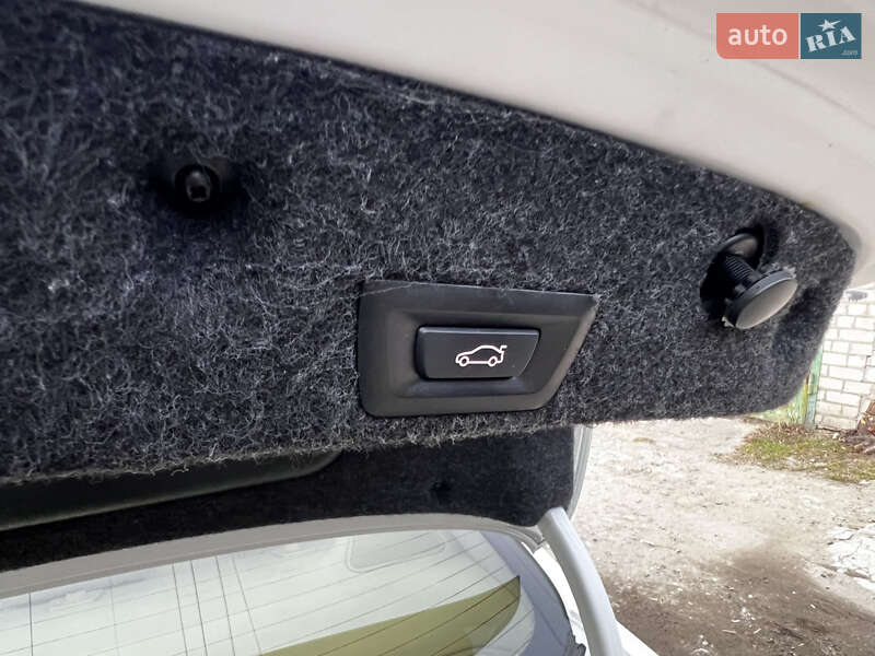 Седан BMW 5 Series 2011 в Запоріжжі