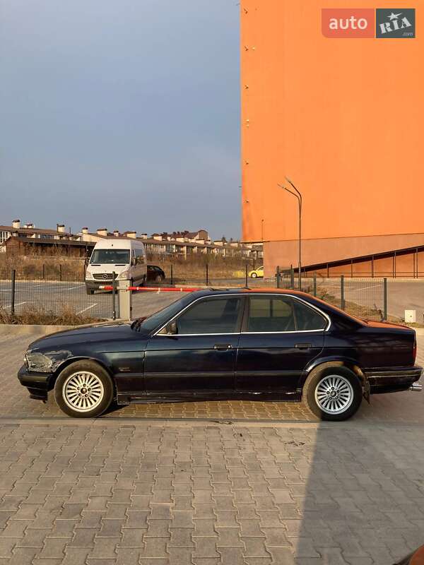Седан BMW 5 Series 1989 в Хмельницькому