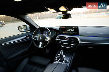 Седан BMW 5 Series 2020 в 