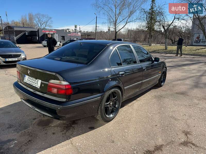 Седан BMW 5 Series 1997 в Чернігові