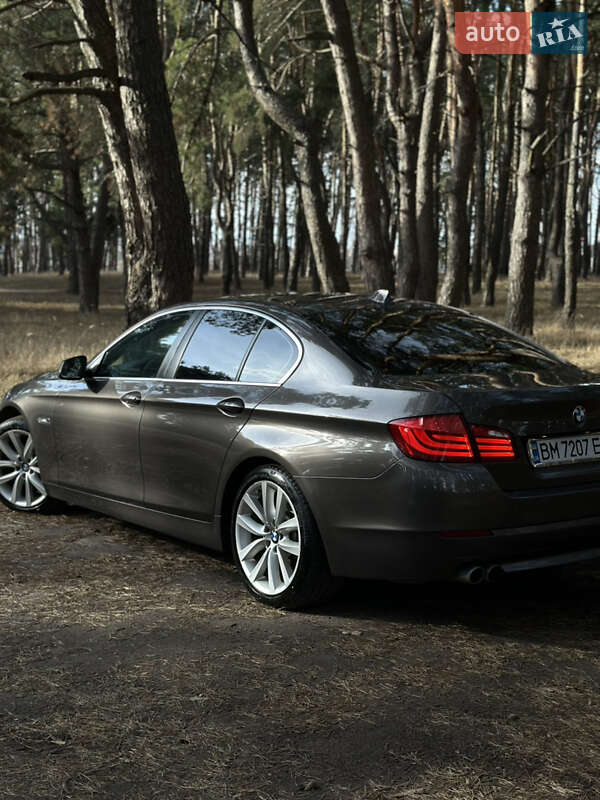 Седан BMW 5 Series 2010 в Сумах