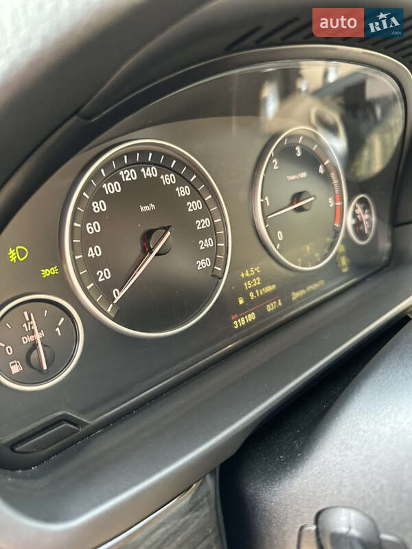 Седан BMW 5 Series 2010 в Сумах