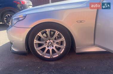 Седан BMW 5 Series 2006 в 