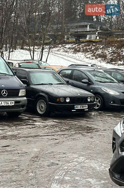Седан BMW 5 Series 1992 в 