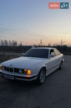 Седан BMW 5 Series 1989 в 