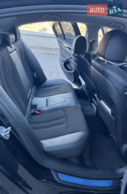 Седан BMW 5 Series 2019 в 