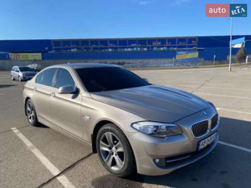 Седан BMW 5 Series 2012 в Виннице