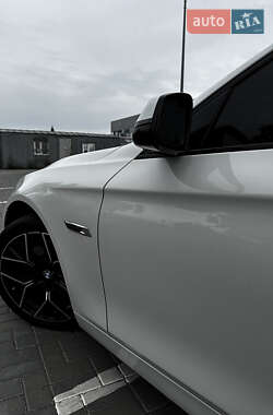 Седан BMW 5 Series 2012 в 