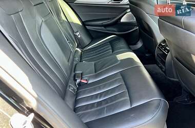 Седан BMW 5 Series 2017 в 