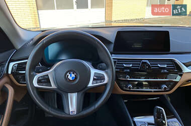 Седан BMW 5 Series 2019 в 