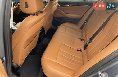 Седан BMW 5 Series 2019 в 