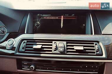Седан BMW 5 Series 2013 в 