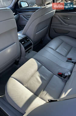 Седан BMW 5 Series 2013 в 
