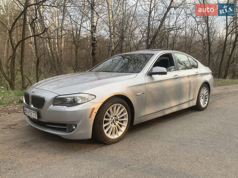 Седан BMW 5 Series 2013 в Днепре