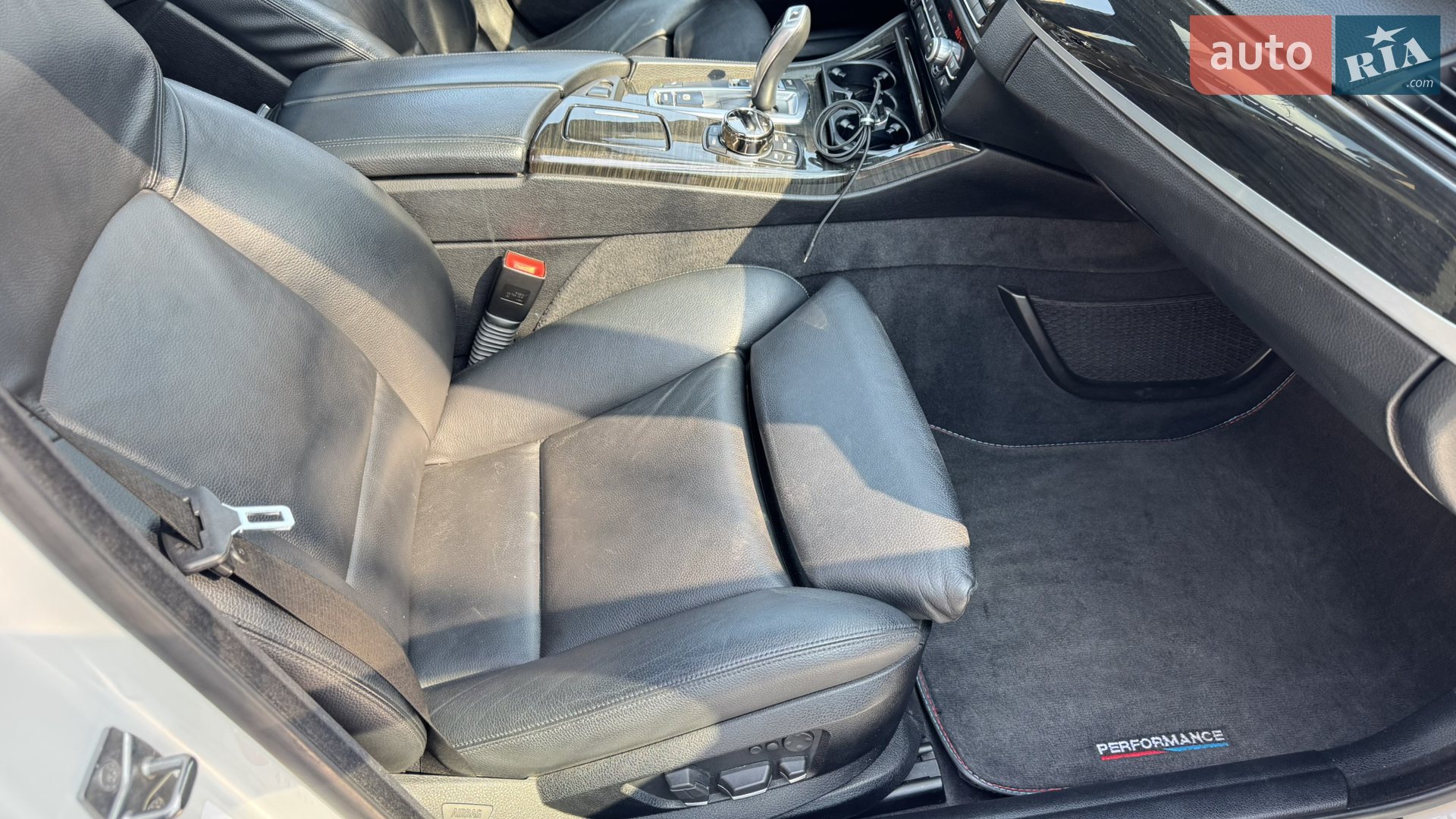 2010 BMW 5er - мініатюра 39