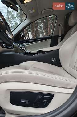 Седан BMW 5 Series 2017 в 