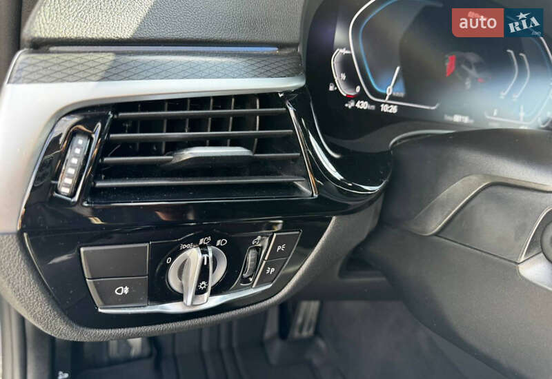 Седан BMW 5 Series 2021 в Львові