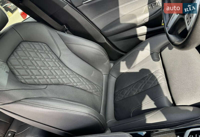 Седан BMW 5 Series 2021 в Львові