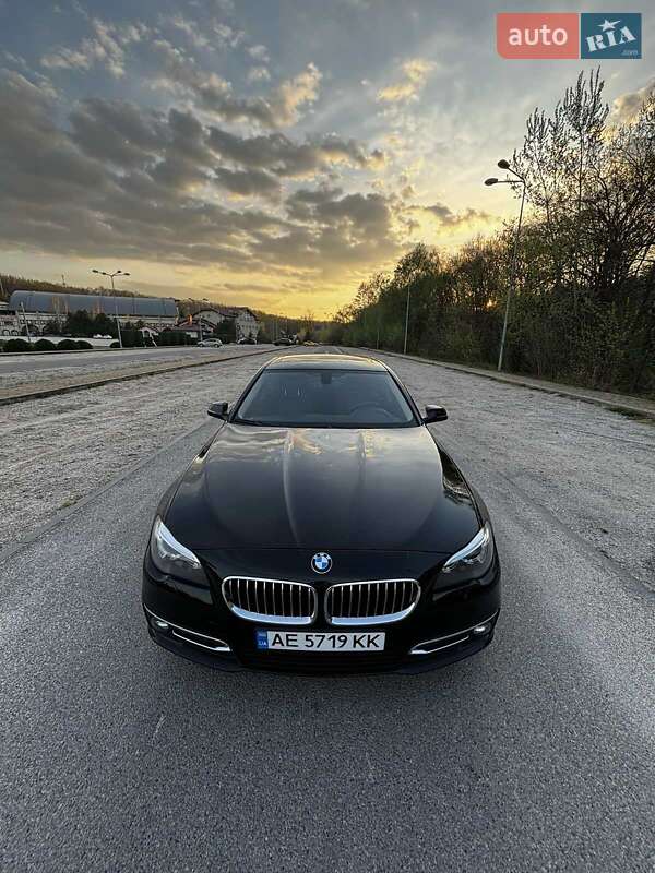 BMW 5 Series 2015