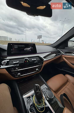 Седан BMW 5 Series 2017 в 