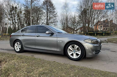 Седан BMW 5 Series 2011 в 
