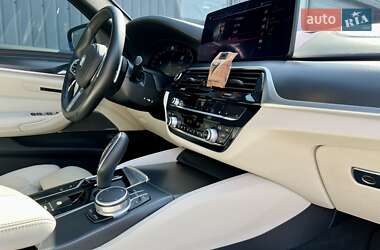 Седан BMW 5 Series 2020 в 