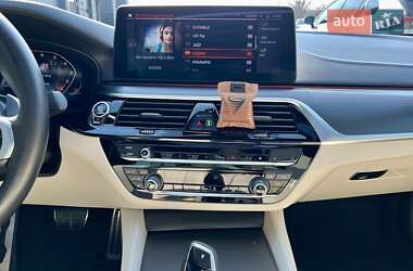 Седан BMW 5 Series 2020 в 